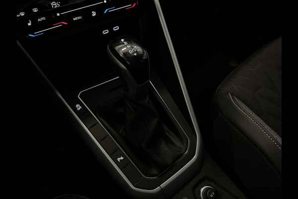 Volkswagen Polo 1.0 TSI Automaat 110pk Goal Navigatie Apple Carplay/ Android Auto Adaptive Cruise Control Parkeersensoren Stoelverwarming Virtual Cockpit Climate Control