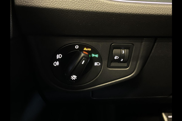 Volkswagen Polo 1.0 TSI Automaat 110pk Goal Navigatie Apple Carplay/ Android Auto Adaptive Cruise Control Parkeersensoren Stoelverwarming Virtual Cockpit Climate Control