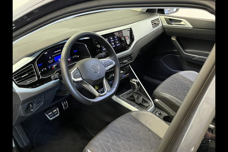 Volkswagen Polo 1.0 TSI Automaat 110pk Goal Navigatie Apple Carplay/ Android Auto Adaptive Cruise Control Parkeersensoren Stoelverwarming Virtual Cockpit Climate Control