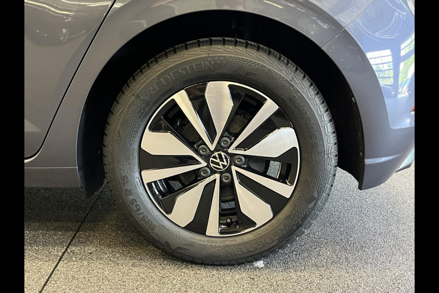 Volkswagen Polo 1.0 TSI Automaat 110pk Goal Navigatie Apple Carplay/ Android Auto Adaptive Cruise Control Parkeersensoren Stoelverwarming Virtual Cockpit Climate Control