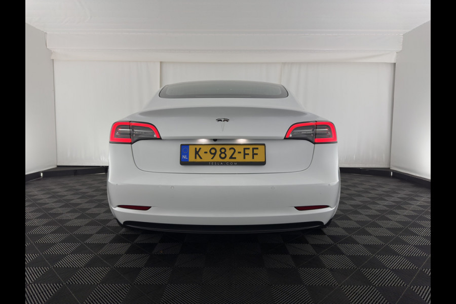 Tesla Model 3 Standard RWD Plus 60 kWh {SOH-99%} [ 3-Fase ] (INCL-BTW) Aut. *PANO | AUTO-PILOT | LUXURY-LEATHER | KEYLESS | FULL-LED | MEMORY-PACK | SURROUND-VIEW | DAB | CARPLAY | DIGI-COCKPIT | LANE-ASSIST | COMFORT-SEATS | TOWBAR | 19"ALU*
