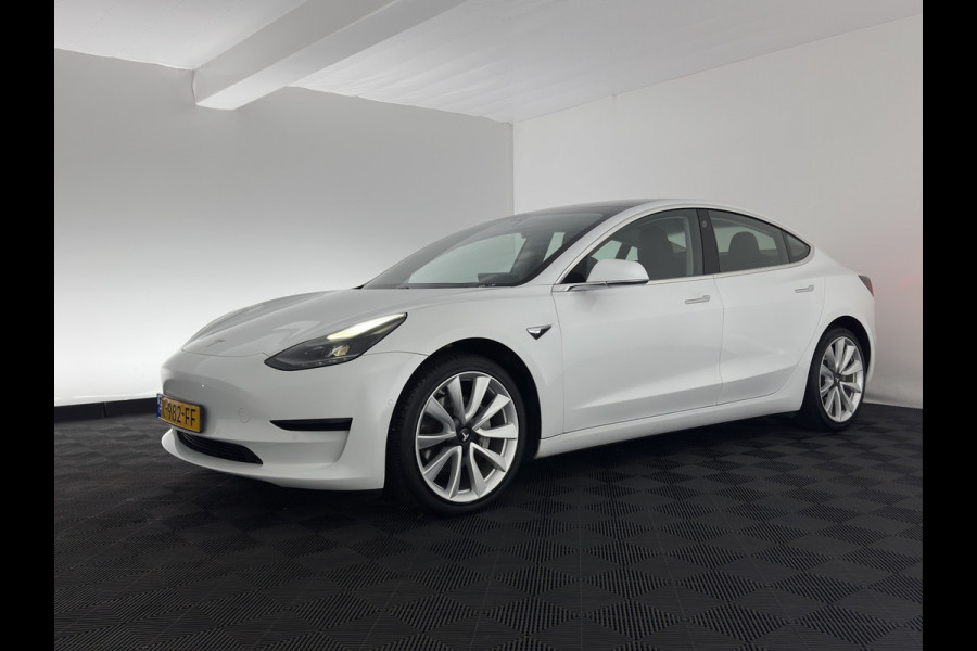 Tesla Model 3 Standard RWD Plus 60 kWh {SOH-99%} [ 3-Fase ] (INCL-BTW) Aut. *PANO | AUTO-PILOT | LUXURY-LEATHER | KEYLESS | FULL-LED | MEMORY-PACK | SURROUND-VIEW | DAB | CARPLAY | DIGI-COCKPIT | LANE-ASSIST | COMFORT-SEATS | TOWBAR | 19"ALU*