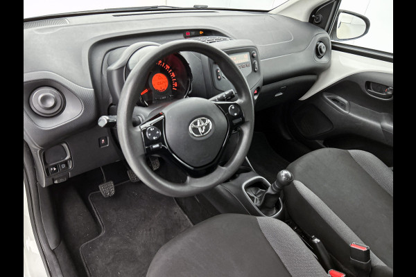 Toyota Aygo 1.0 VVT-i x-fun / Airconditioning / Elec. Pakket / Radio-Usb / Bluetooth / Apk 10-2026