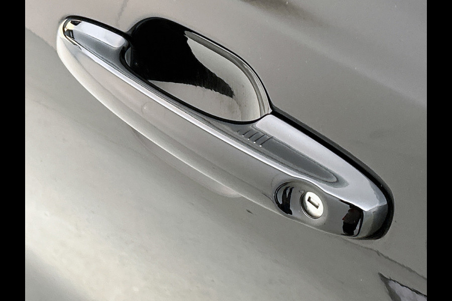 Ford FOCUS Wagon 1.0 EcoBoost ST-Line (NAVI, CARPLAY, LED, STUUR-/STOELVERWARMING, CAMERA, GOED ONDERHOUDEN)