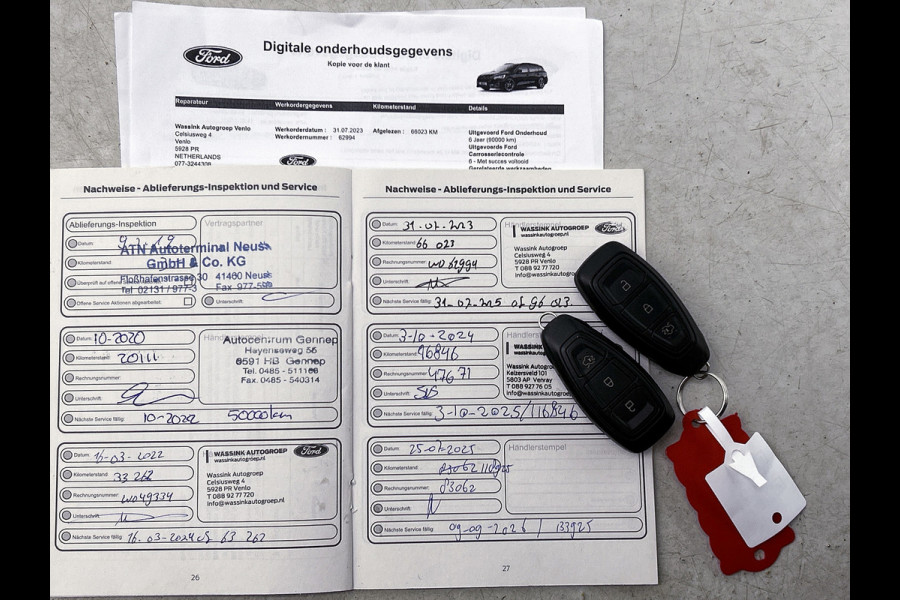 Ford FOCUS Wagon 1.0 EcoBoost ST-Line (NAVI, CARPLAY, LED, STUUR-/STOELVERWARMING, CAMERA, GOED ONDERHOUDEN)