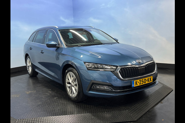 Škoda Octavia Combi 1.0 e-TSI Business Edition Plus Trekhaak, stoel/stuurverwarming, Carplay