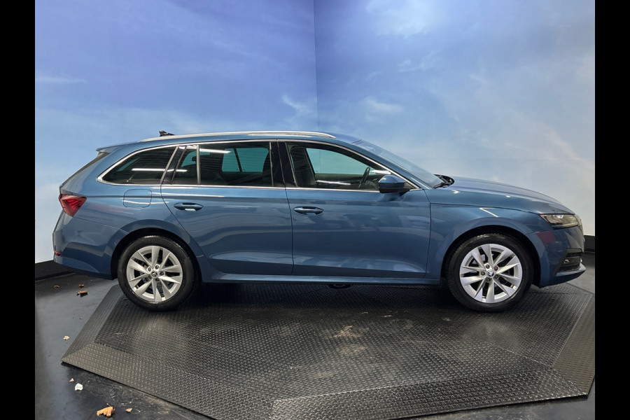 Škoda Octavia Combi 1.0 e-TSI Business Edition Plus Trekhaak, stoel/stuurverwarming, Carplay