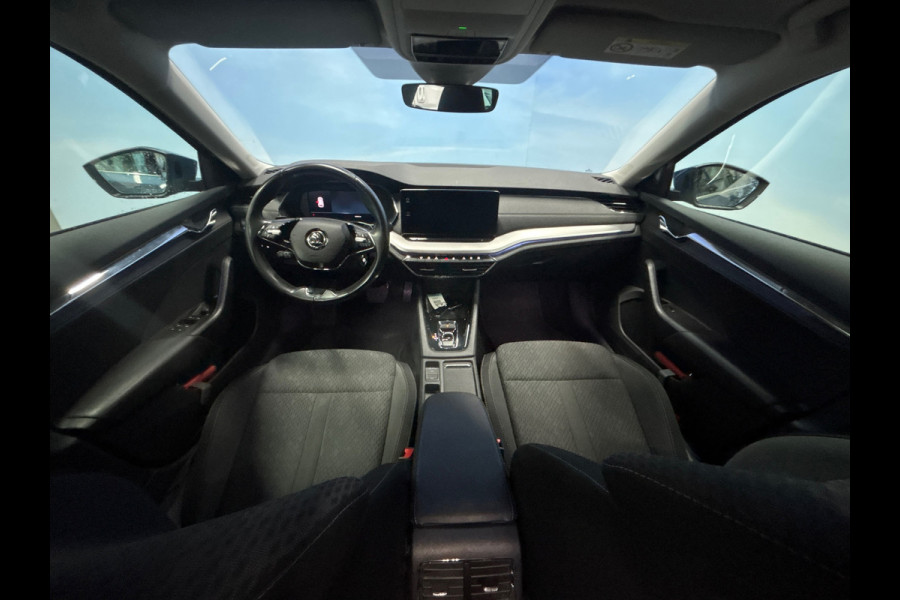 Škoda Octavia Combi 1.0 e-TSI Business Edition Plus Trekhaak, stoel/stuurverwarming, Carplay