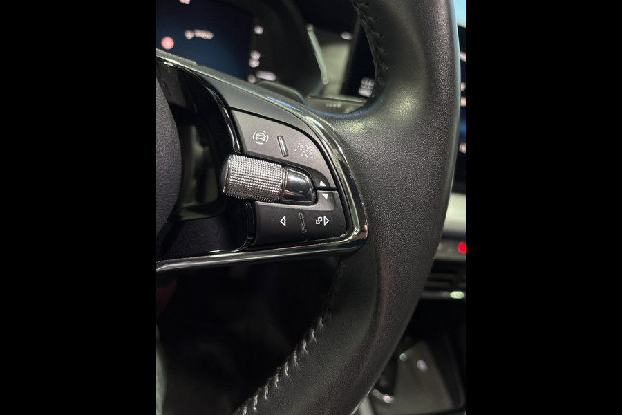 Škoda Octavia Combi 1.0 e-TSI Business Edition Plus Trekhaak, stoel/stuurverwarming, Carplay