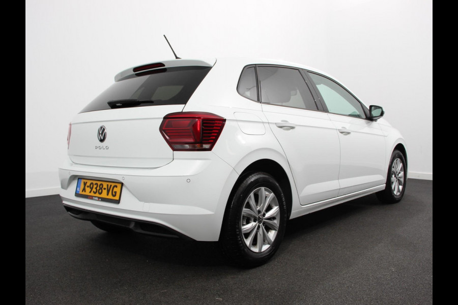 Volkswagen Polo 1.0 TSI 110pk Highline Plus DSG | Apple Carplay/Android Auto | Dab | Parkeer sensoren | Extra Getint Glas | Adaptive Cruise Control