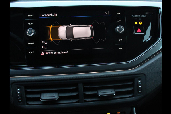 Volkswagen Polo 1.0 TSI 110pk Highline Plus DSG | Apple Carplay/Android Auto | Dab | Parkeer sensoren | Extra Getint Glas | Adaptive Cruise Control