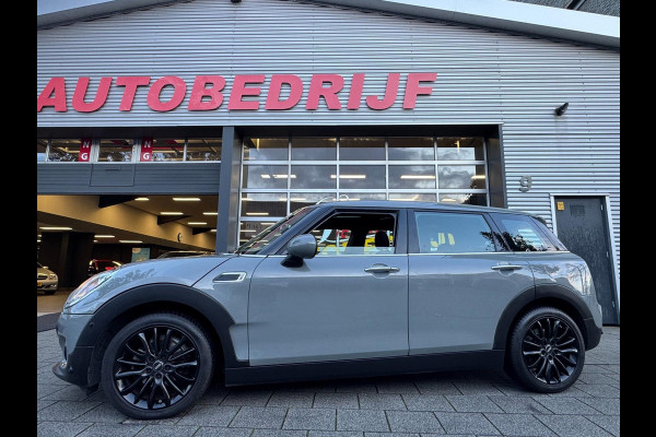 MINI Clubman 1.5 One Pepper II - Panorama dak I Airco I Sport velgen I PDC I Dealer onderhouden