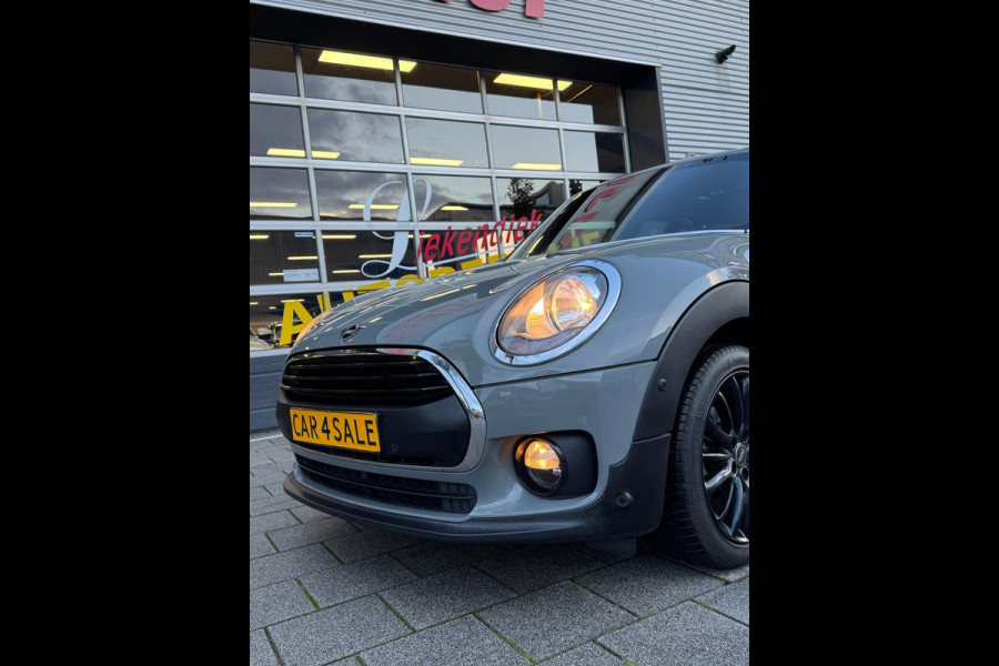 MINI Clubman 1.5 One Pepper II - Panorama dak I Airco I Sport velgen I PDC I Dealer onderhouden