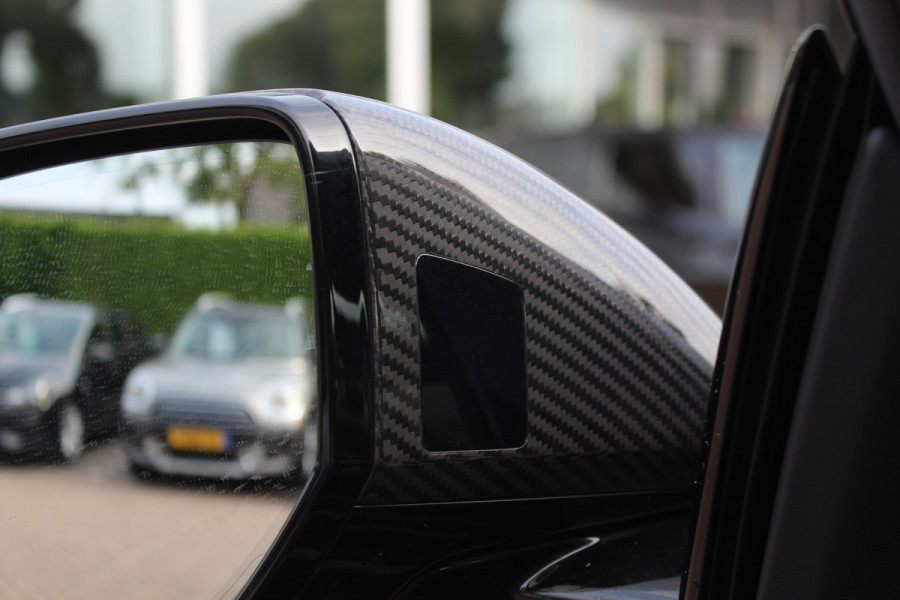 Lamborghini Urus 4.0 V8 / NL Auto! / Full Carbon / Keramisch / B&O / Pano / 360Camera / Head-up / 23'' / Stoelventilatie / Massage