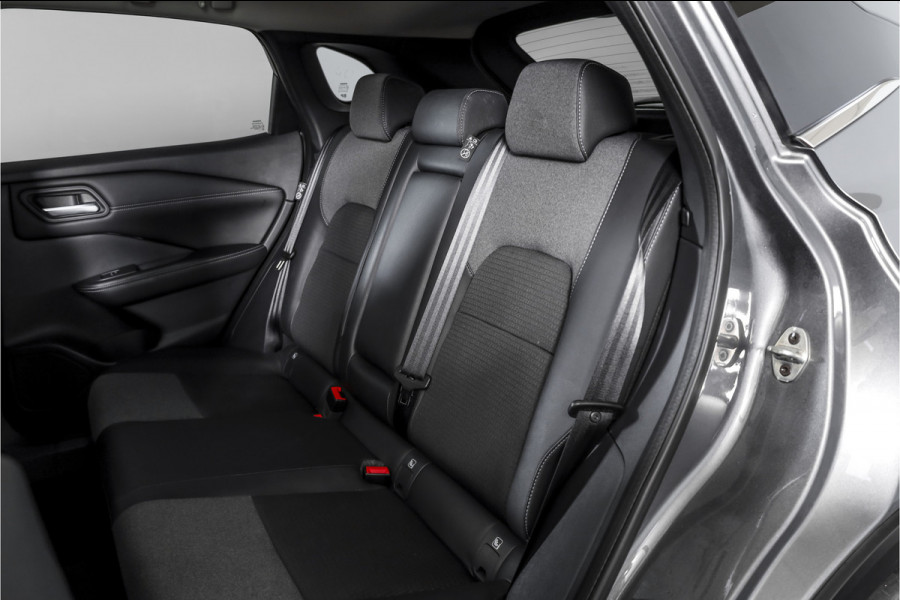 Nissan QASHQAI 1.3 MHEV Xtronic 158 PK N-Connecta - Automaat | Panodak | Cold Pack | Dig. Cockpit | Adapt. Cruise | 360 Camera | PDC | NAV + App Connect | LM 18" | ECC | 7691