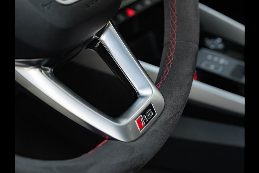 Audi A3 Sportback 2.5 TFSI RS3 Quattro - Pano - Bang & Olufsen - ACC - RS Sportuitlaat