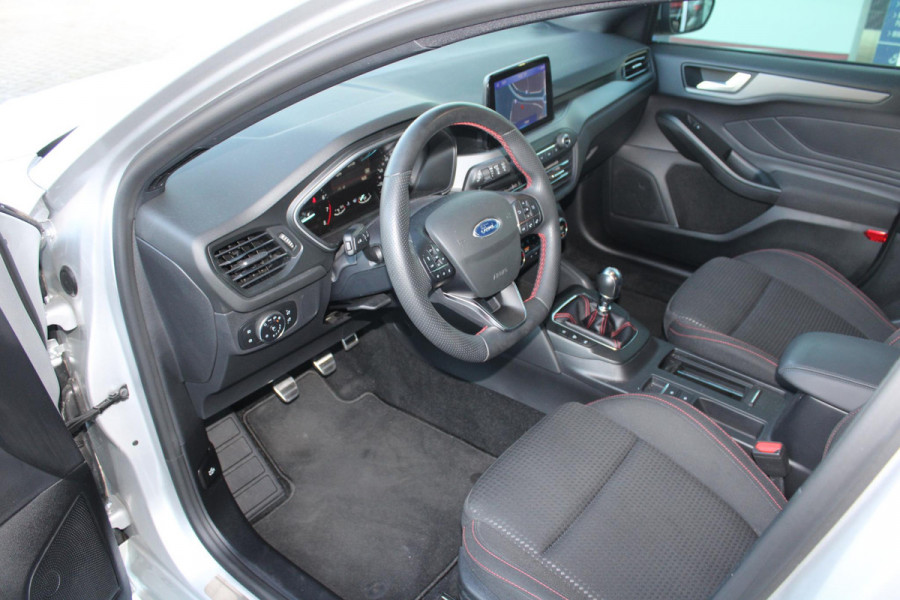 Ford Focus 1.0 EcoBoost 125 PK Hybrid ST Line | Winter Pack | Driver Assistance Pack | Climate Control | Privacy Glass | LED koplampen