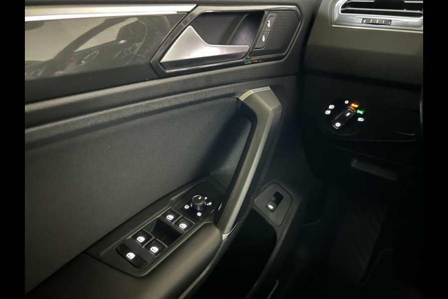 Volkswagen Tiguan 1.5 TSI ACT 2X R-Line Pano Virtual ACC NAP