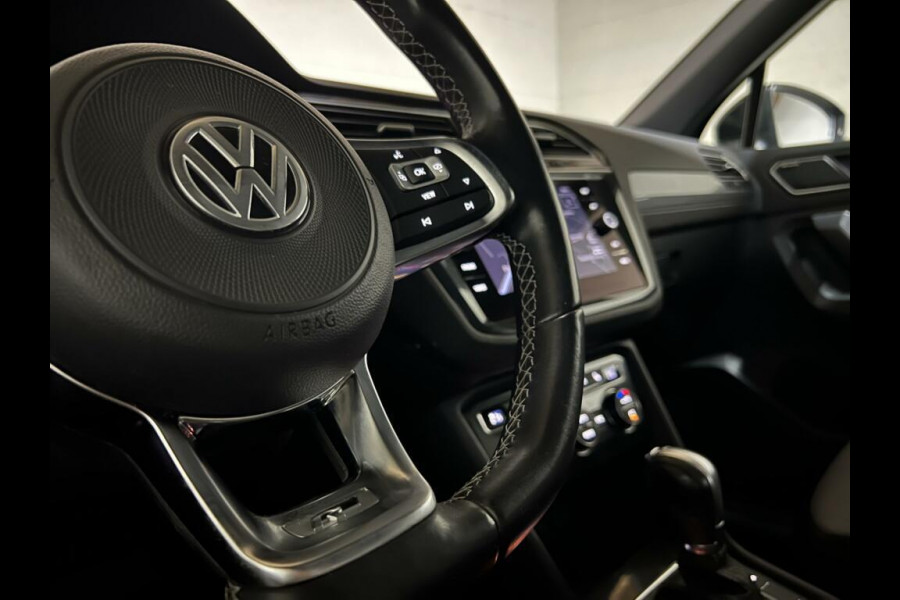 Volkswagen Tiguan 1.5 TSI ACT 2X R-Line Pano Virtual ACC NAP