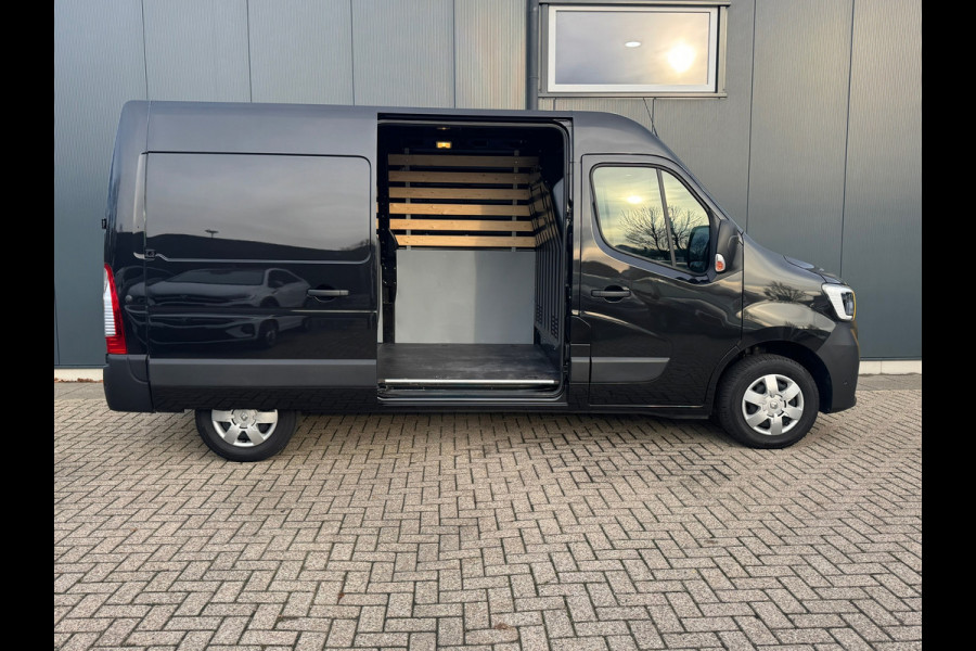 Renault Master T35 2.3 dCi 150 Automaat L2H2 Energy Work Edition * Camera * Dodehoek Assist * Carplay * Cruise Control *