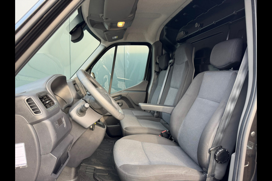 Renault Master T35 2.3 dCi 150 Automaat L2H2 Energy Work Edition * Camera * Dodehoek Assist * Carplay * Cruise Control *