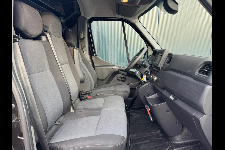 Renault Master T35 2.3 dCi 150 Automaat L2H2 Energy Work Edition * Camera * Dodehoek Assist * Carplay * Cruise Control *