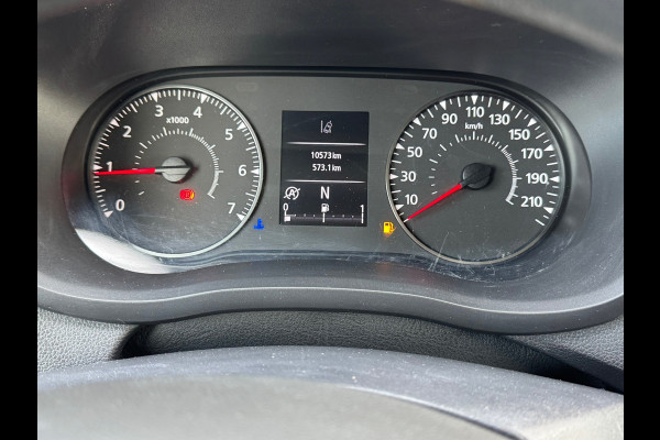 Renault Master T35 2.3 dCi 150 Automaat L2H2 Energy Work Edition * Camera * Dodehoek Assist * Carplay * Cruise Control *