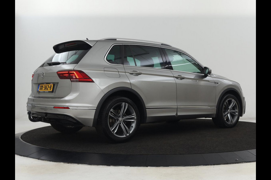 Volkswagen Tiguan 1.4 TSI R Line | Stoelverwarming | Trekhaak | Carplay | Navigatie | Virtual Cockpit | Adaptive cruise | 19'' | Parkeerhulp | Bluetooth | Adaptief LED