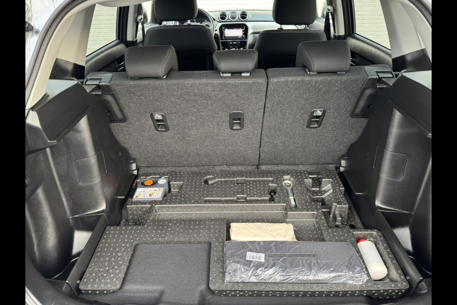 Suzuki Vitara 1.5 Hybrid Select Automaat Adaptive cruise Climate control Apple / Android Stoelverwarming Dodehoekdetectie