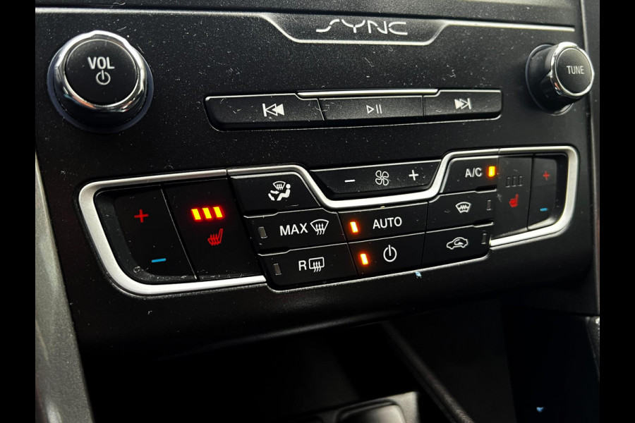 Ford Mondeo Wagon 2.0 IVCT HEV Titanium Carplay_Camera_Hybride