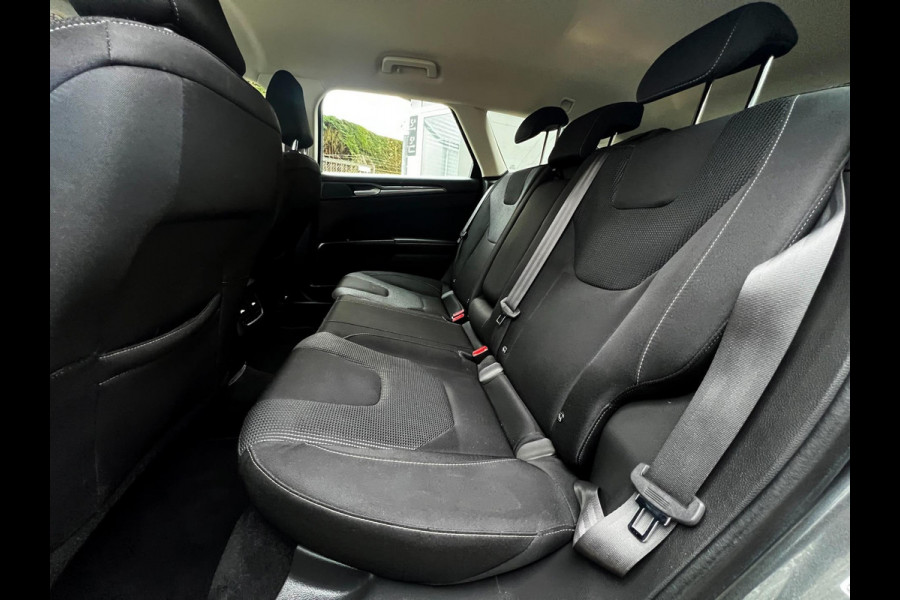 Ford Mondeo Wagon 2.0 IVCT HEV Titanium Carplay_Camera_Hybride