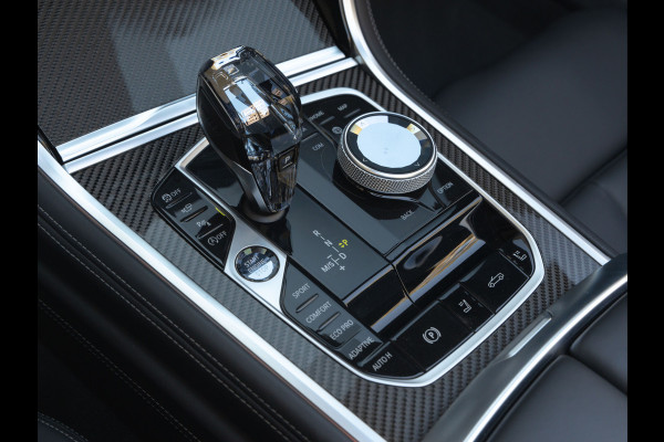 BMW 8 Serie 840i M-Sport Individual "Malachitgrün" - M-Sportzetels - Stoelventilatie