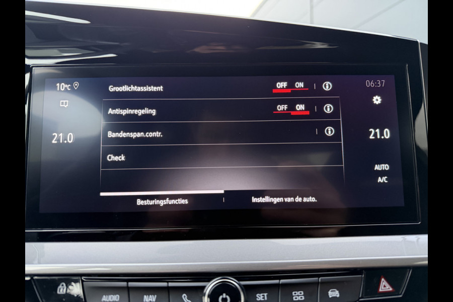 Opel Mokka 100pk GS (Camera - Automatische Airco - 17' incl 4S - LED - Navigatie - Apple Carplay - Parkeersensoren)