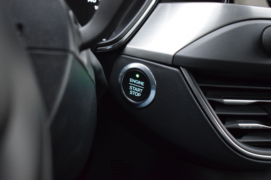 Ford FOCUS Wagon 1.5 EcoBlue Titanium Business | Automaat | Trekhaak | Apple CarPlay | Climate