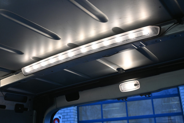 Mercedes-Benz Sprinter 316 CDI L2H1 Navigatie met camera, Standkachel, Trekhaak