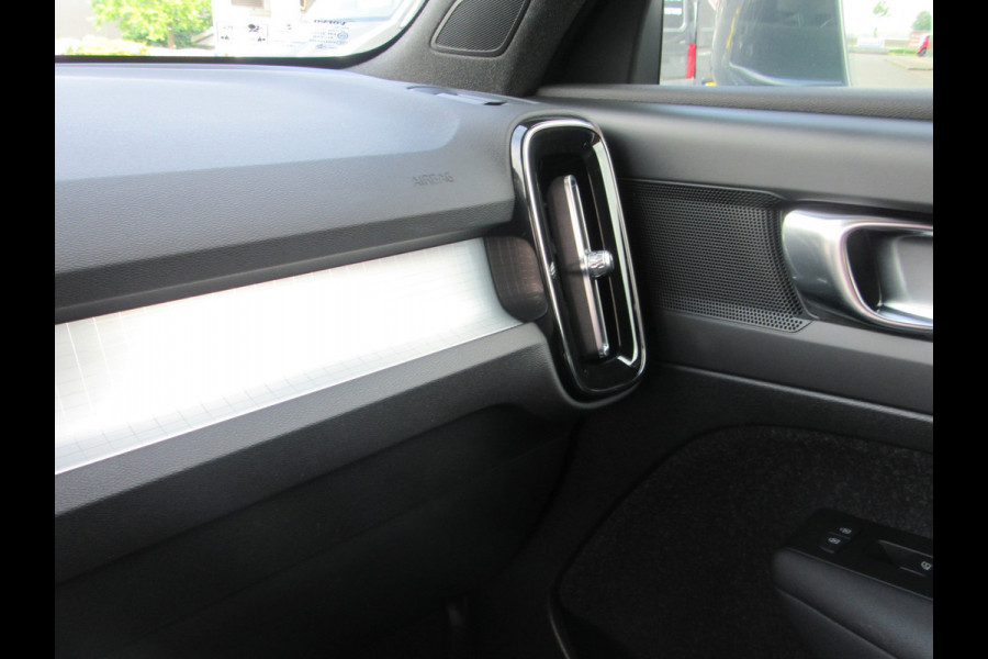 Volvo XC40 1.5 T4 Recharge Inscription Expression | Navi | Camera | 19 LM velgen | Elektr A klep | (occasion)
