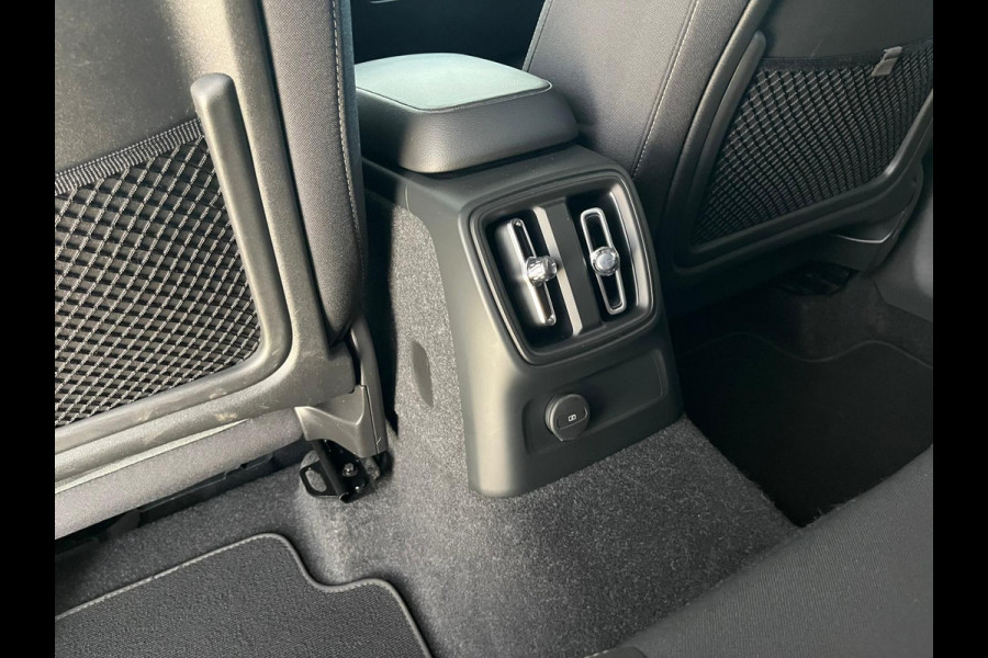 Volvo XC40 1.5 T4 Recharge Inscription Expression | Navi | Camera | 19 LM velgen | Elektr A klep | (occasion)