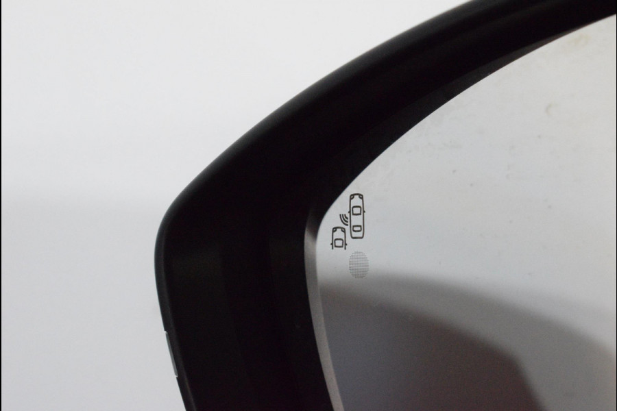 Opel Mokka 1.2 Turbo Business Elegance 8-TRAPS AUTOMAAT | NAVIGATIE | CARPLAY | STOELVERWARMING | CAMERA | CLIMATE CONTROL | 17" LM VELGEN |