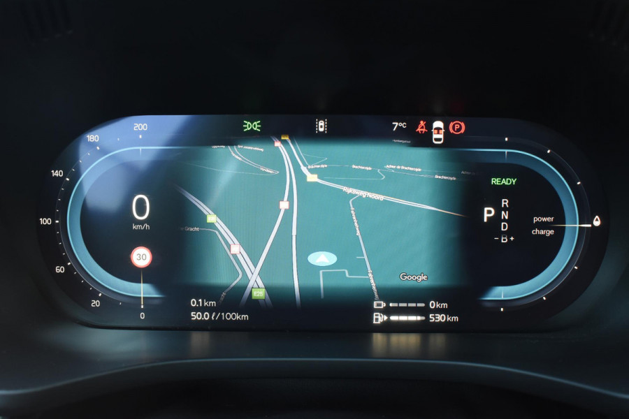 Volvo XC60 T6 350PK Automaat Plug-in Hybrid AWD Plus Dark / Navigatie / 360 Camera / Adaptieve Cruise Control / Stuur & Stoelverwarming / Elektr. Achterklep / Schuifdak / Trekhaak