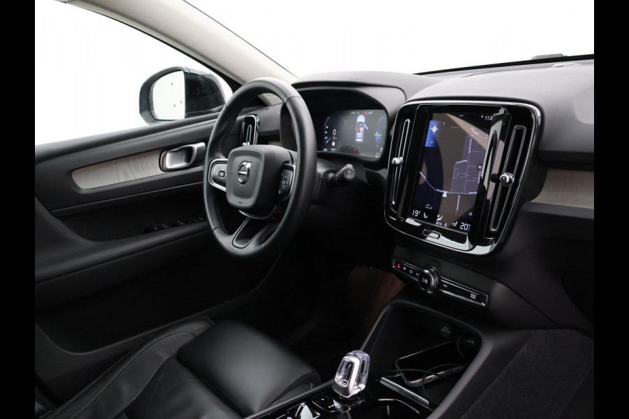 Volvo XC40 1.5 T4 RECHARGE 211 PK AUT. INSCRIPTION + LEDER | TREKHAAK | 21 INCH | ADAPTIVE CRUISE | CAMERA