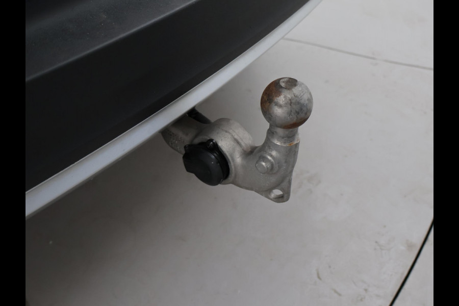 Volvo XC40 1.5 T4 RECHARGE 211 PK AUT. INSCRIPTION + LEDER | TREKHAAK | 21 INCH | ADAPTIVE CRUISE | CAMERA