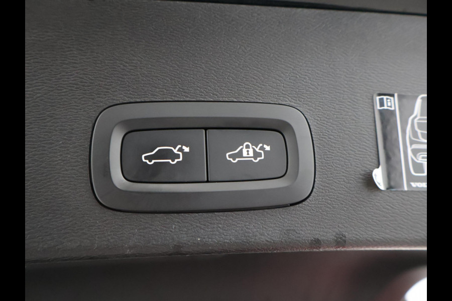 Volvo XC40 1.5 T4 RECHARGE 211 PK AUT. INSCRIPTION + LEDER | TREKHAAK | 21 INCH | ADAPTIVE CRUISE | CAMERA