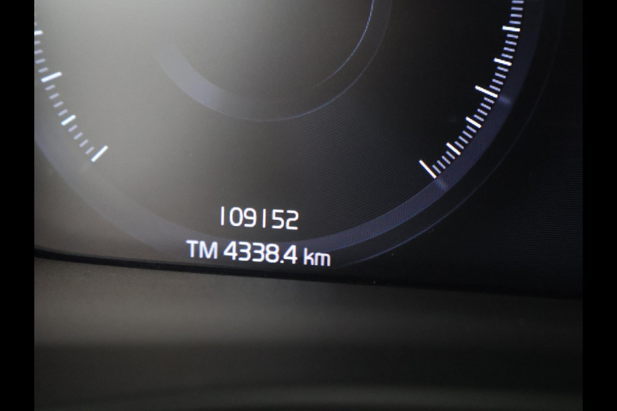 Volvo XC40 1.5 T4 RECHARGE 211 PK AUT. INSCRIPTION + LEDER | TREKHAAK | 21 INCH | ADAPTIVE CRUISE | CAMERA