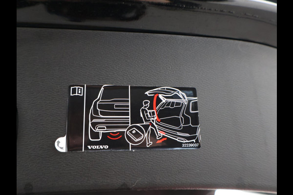 Volvo XC40 1.5 T4 RECHARGE 211 PK AUT. INSCRIPTION + LEDER | TREKHAAK | 21 INCH | ADAPTIVE CRUISE | CAMERA