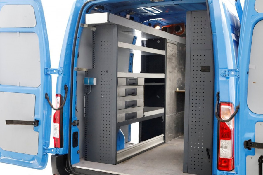Renault Master T35 2.3 dCi 130pk L2H2 Inrichting/2x Schuifdeur 03-2019