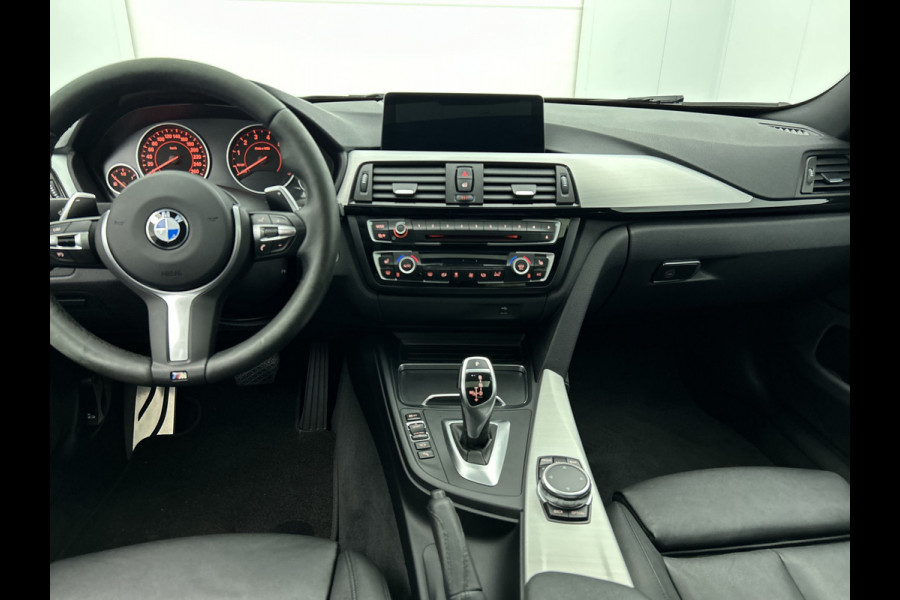 BMW 4 Serie Gran Coupé 420i Centennial High Executive M-SPORT | NL-AUTO | PANO | HARM/KARD | HEADUP | STOELVRW | ACHTRCAM |