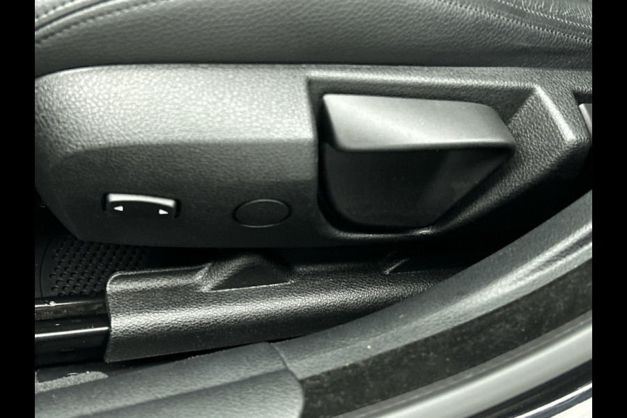 BMW 4 Serie Gran Coupé 420i Centennial High Executive M-SPORT | NL-AUTO | PANO | HARM/KARD | HEADUP | STOELVRW | ACHTRCAM |