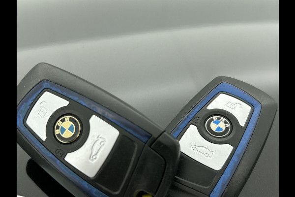 BMW 4 Serie Gran Coupé 420i Centennial High Executive M-SPORT | NL-AUTO | PANO | HARM/KARD | HEADUP | STOELVRW | ACHTRCAM |