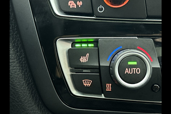 BMW 4 Serie Gran Coupé 420i Centennial High Executive M-SPORT | NL-AUTO | PANO | HARM/KARD | HEADUP | STOELVRW | ACHTRCAM |