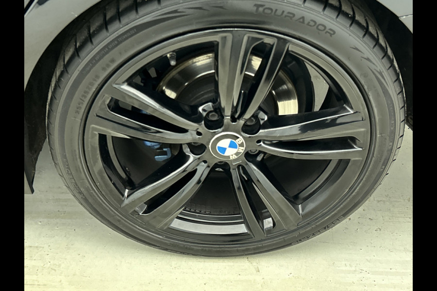 BMW 4 Serie Gran Coupé 420i Centennial High Executive M-SPORT | NL-AUTO | PANO | HARM/KARD | HEADUP | STOELVRW | ACHTRCAM |
